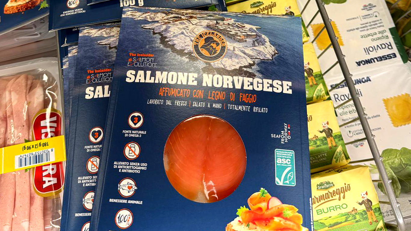 Salmon Evolution and Milarex have launched land-based smoked salmon in Italy. Photo